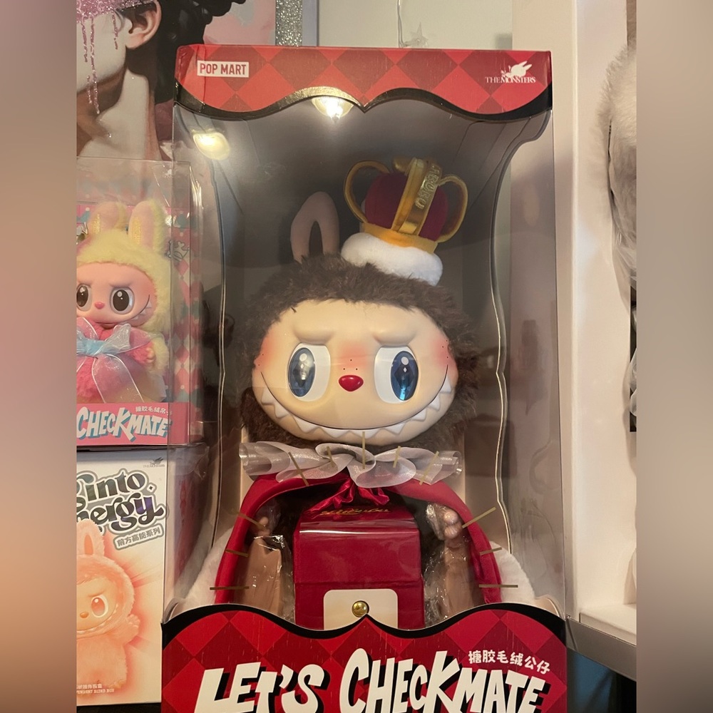 NIB Authentic THE MONSTERS Let's Checkmate Series-Vinyl Plush Doll - Picture 8 of 8